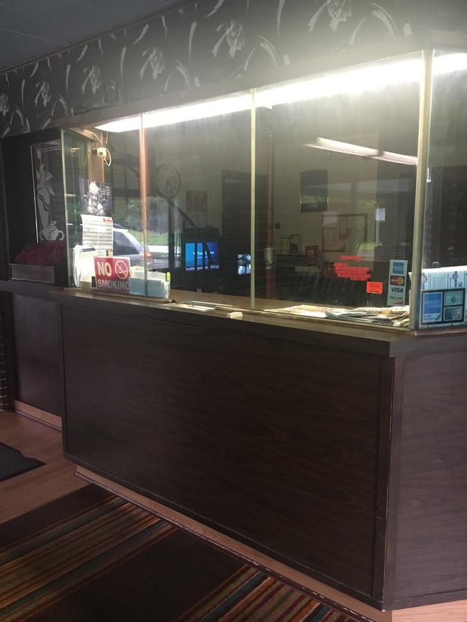 פורטסמות' Royal Inn מראה חיצוני תמונה